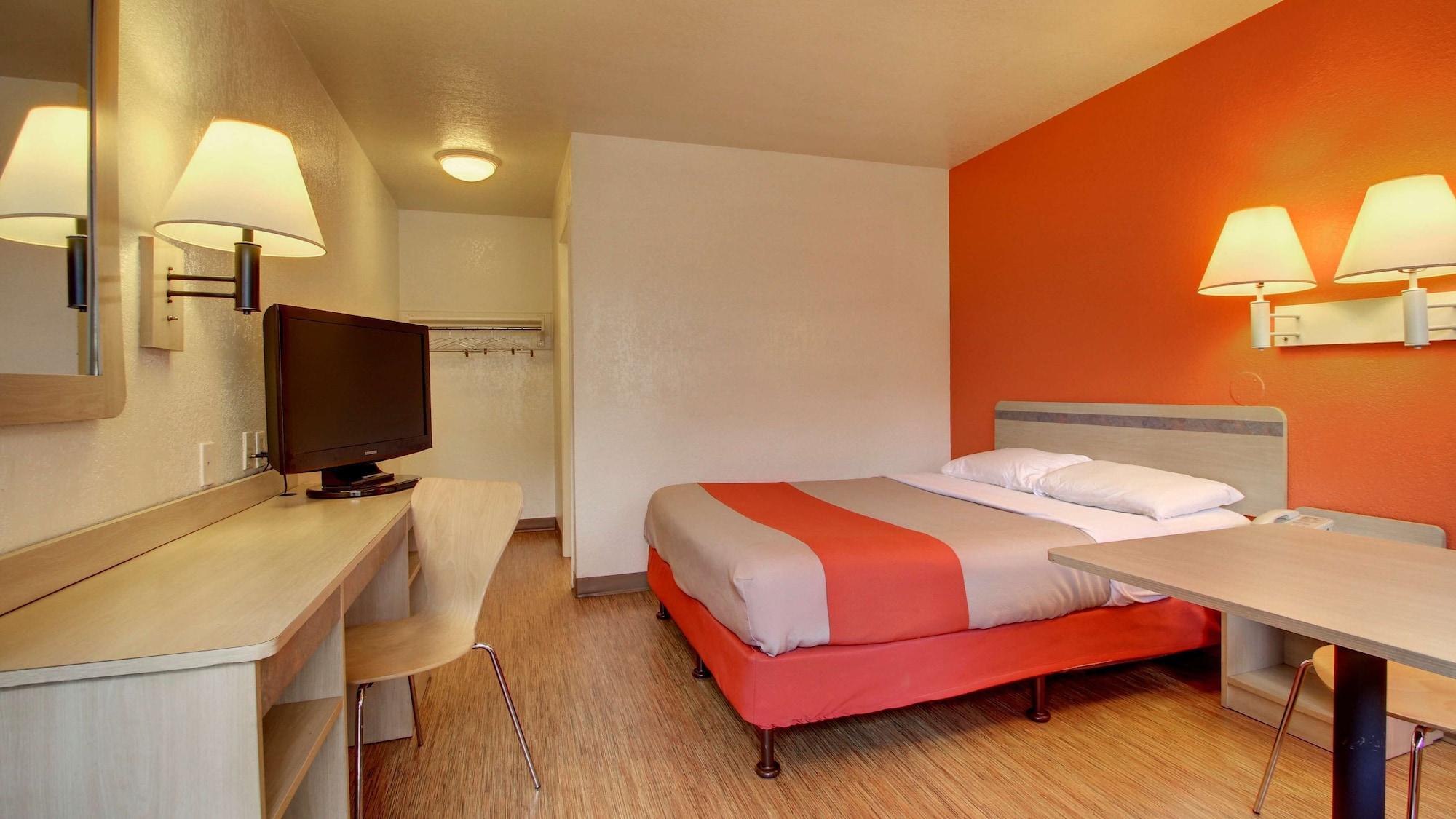 Motel 6 อลิซาเบธทาวน์ ภายนอก รูปภาพ