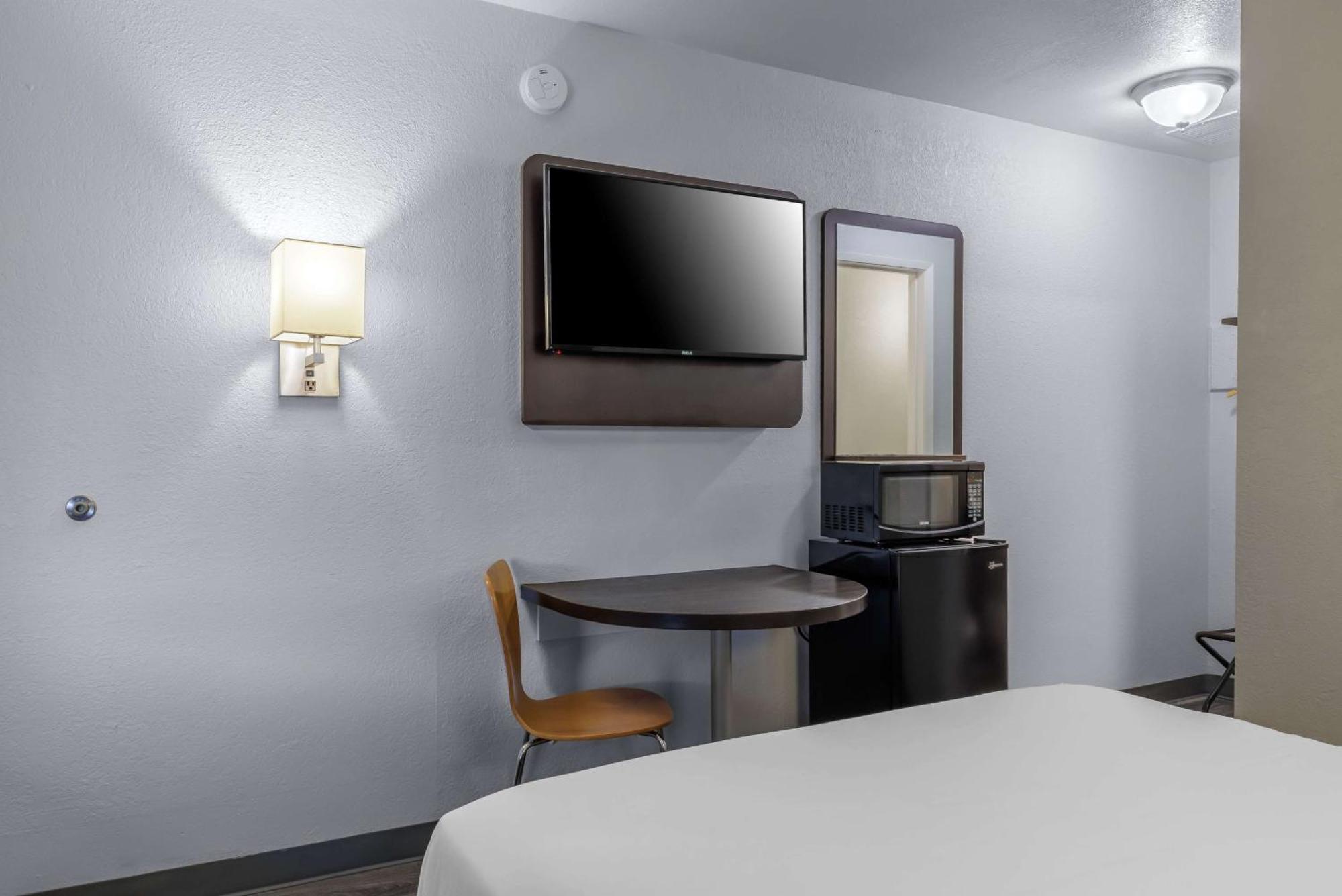 Motel 6 อลิซาเบธทาวน์ ภายนอก รูปภาพ
